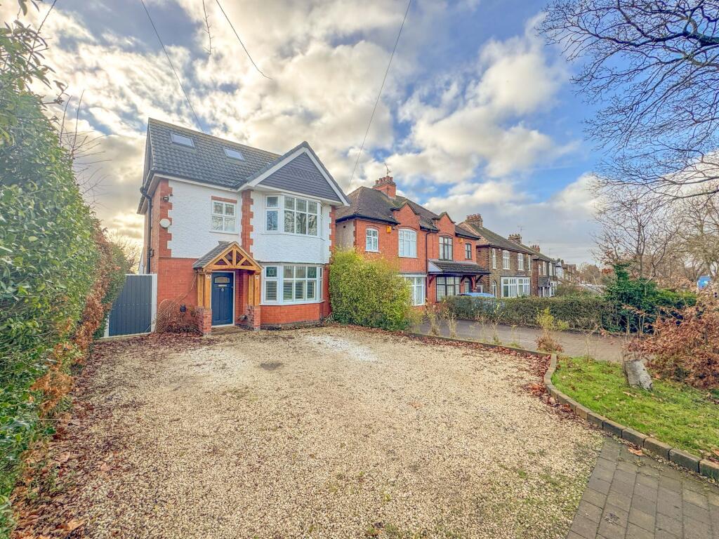 Main image of property: Hinckley Road, Nuneaton, CV11