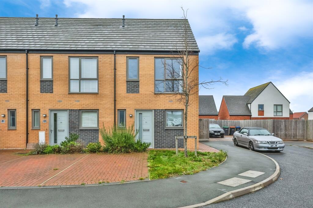 2-bed terraced on Harker Close, Hucknall, Nottingham, £157,500