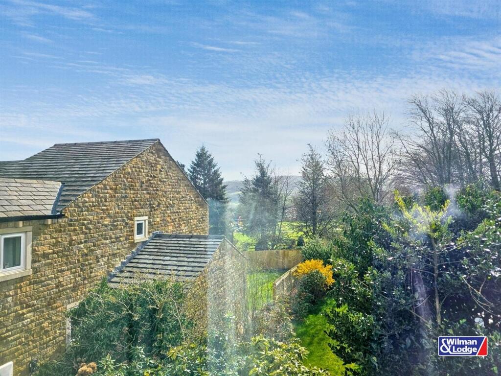 Additional image 11 of Brow Top Close, Glusburn