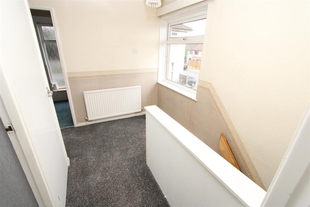 Rowantree Drive, Thorpe Edge, Bradford photo 5