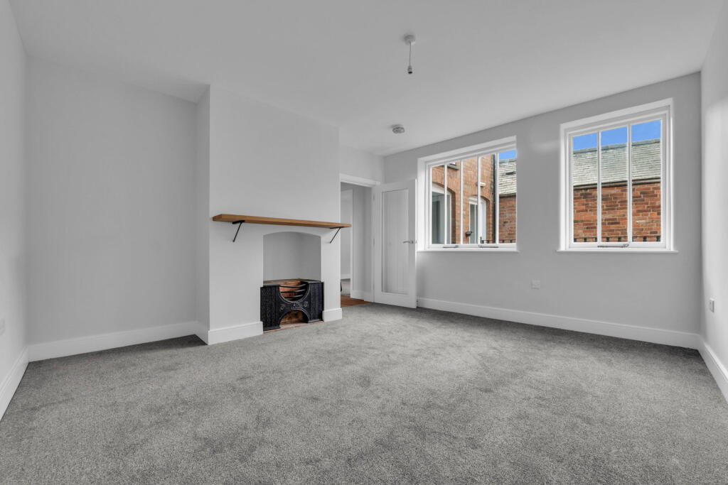 Apartment in Coventry - View 5