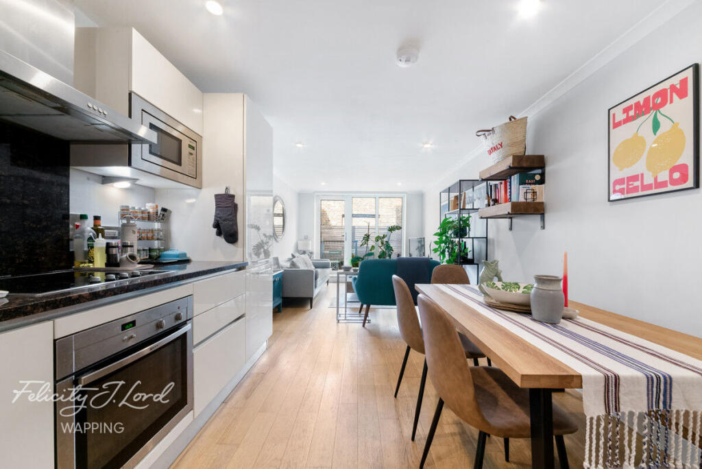 Main image of property: Trinity Mews, London E1