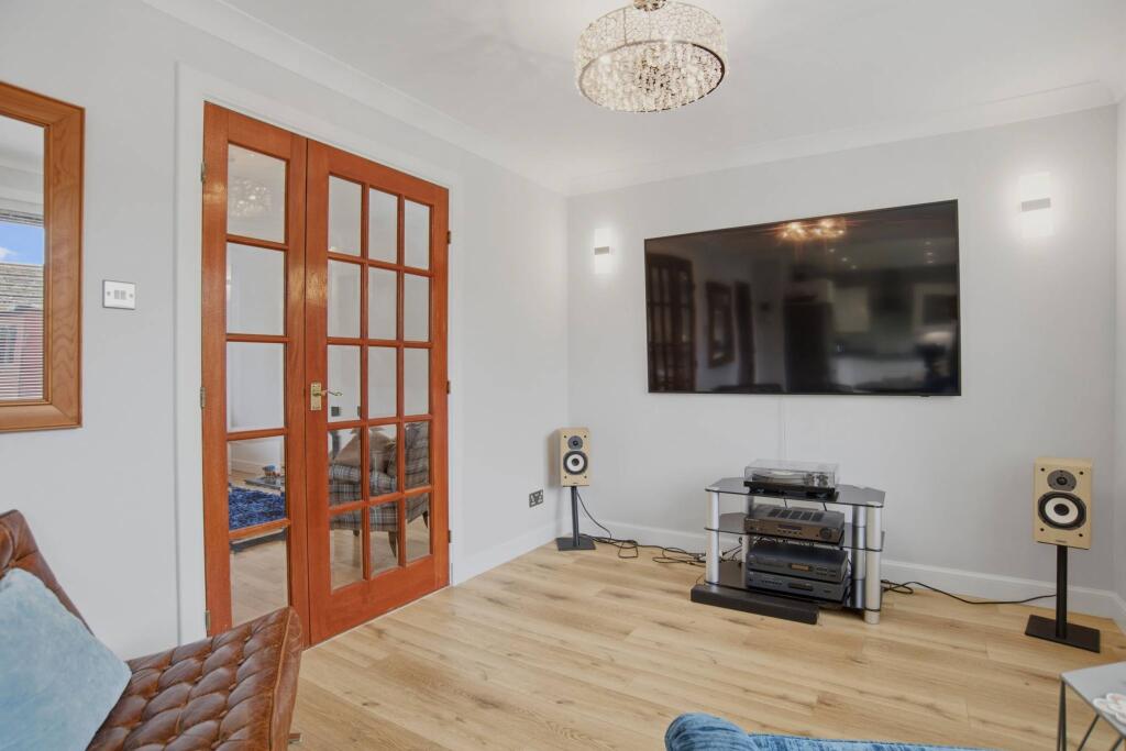 House in Edinburgh - View 4