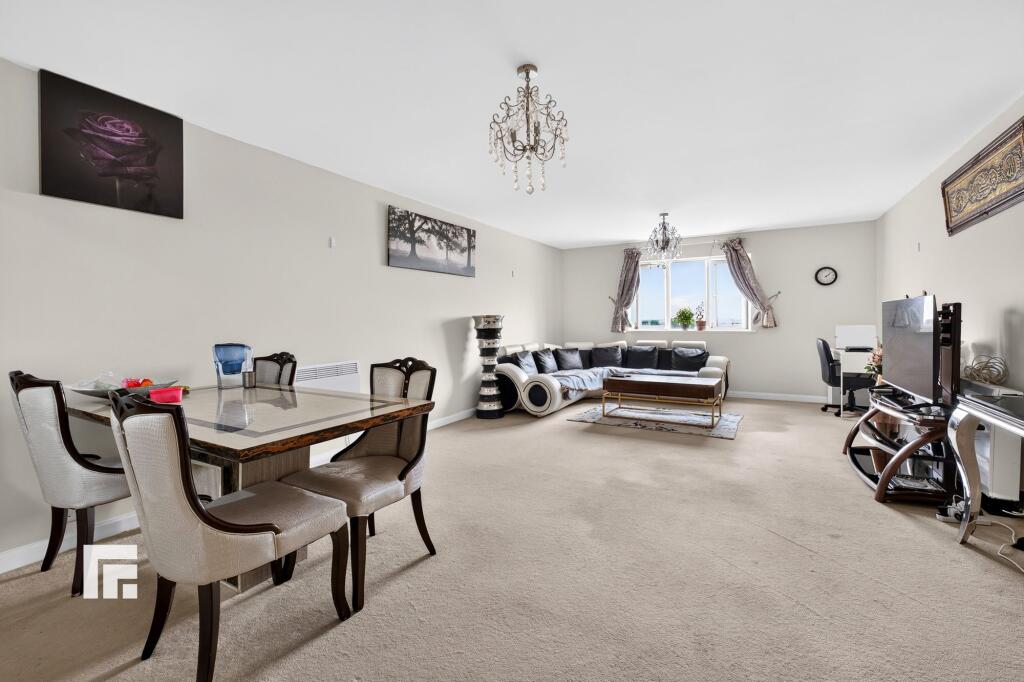 Apartment in Cardiff - View 2