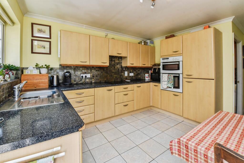 House in Westbury, Westbury Leigh - View 3