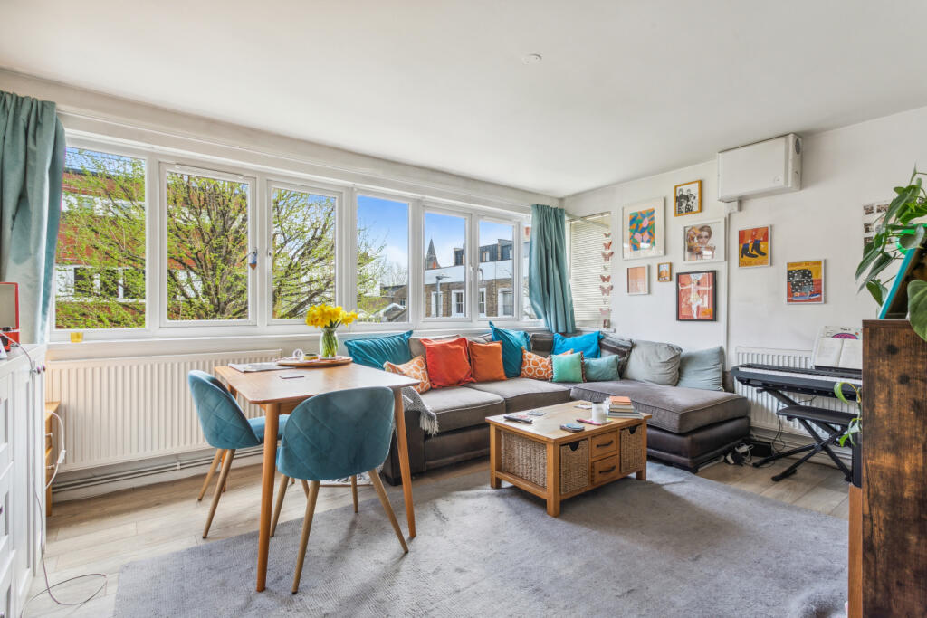 Main image of property: McCarthy Court,
Banbury Street, SW11