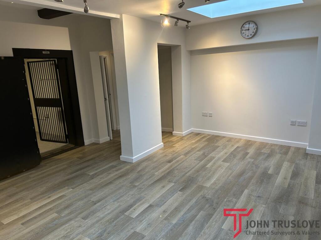 Additional image 3 of The Courtyard Offices, The Old Bank, 55 High Street, Alcester, B49 5AF