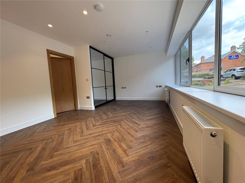 Main image of property: Flagship House, Reading Road North, Fleet, GU51