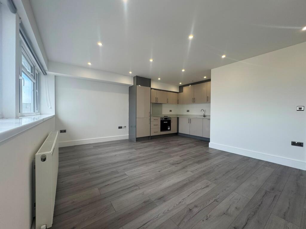 Main image of property: High Street, Swanley BR8