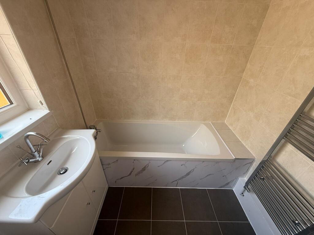 House in Coventry, Ball Hill - View 3