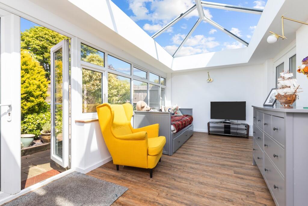 House in Adur, West Sussex - View 4