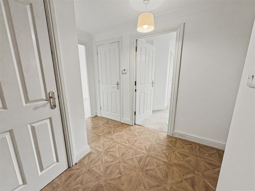 Additional image 12 of Manor Park Close, Moseley, Birmingham