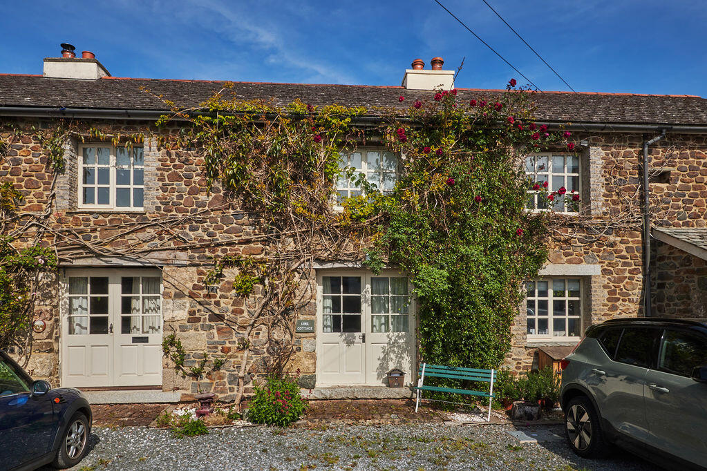 Main image of property: Doddiscombsleigh, Exeter