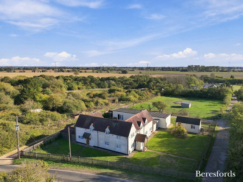 Main image of property: Maldon Road, Bradwell-on-Sea, CM0