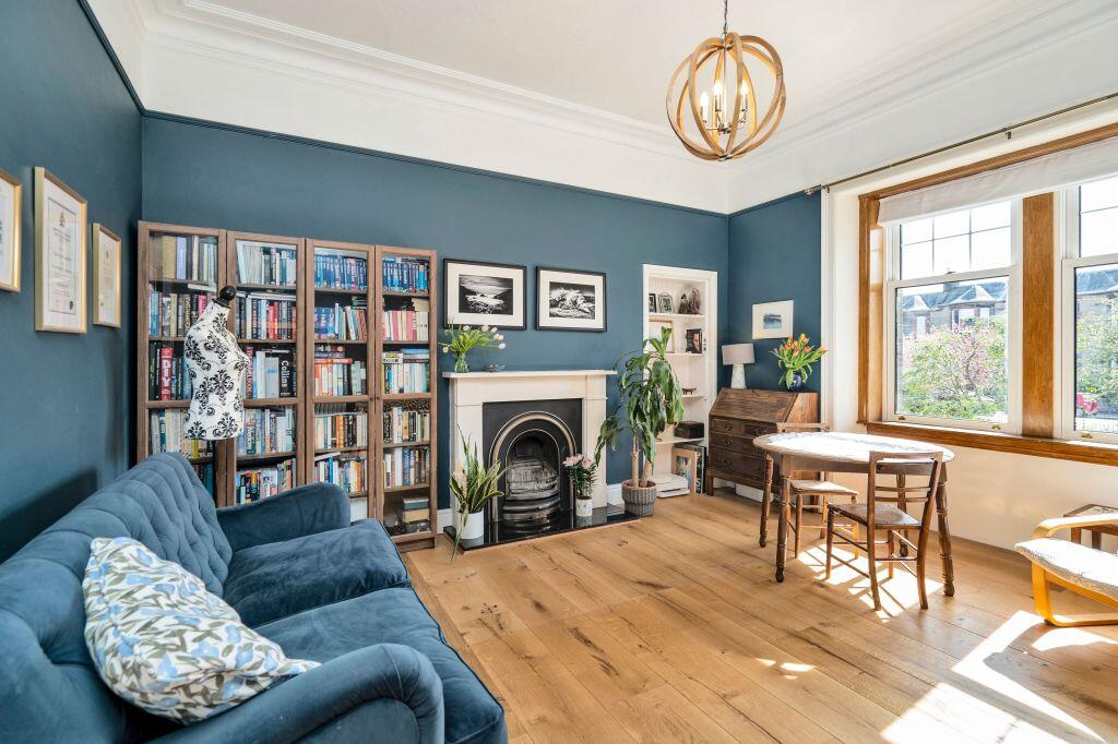 Main image of property: 182 (2F) Queensferry Road, Ravelston, Edinburgh, EH4 2BW