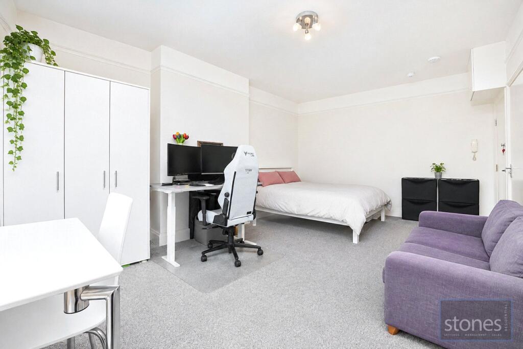Apartment in London, Kentish Town - More