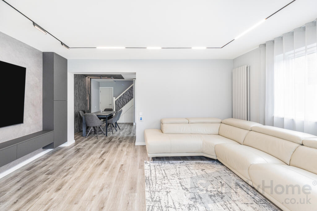 House in Milton Keynes, Browns Wood, Walton - View 5