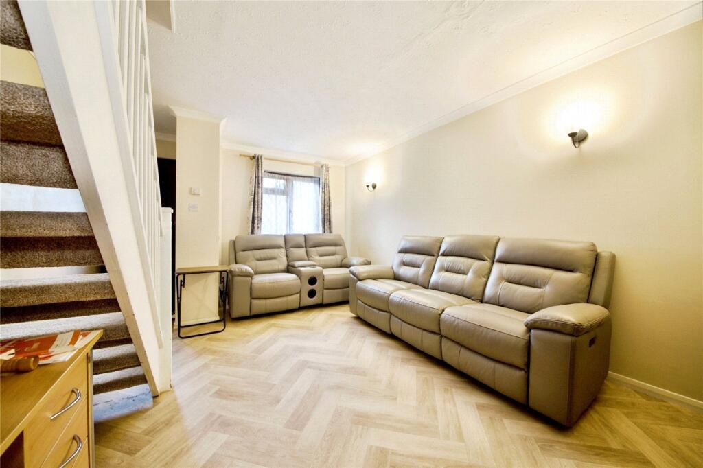 House in London - View 2