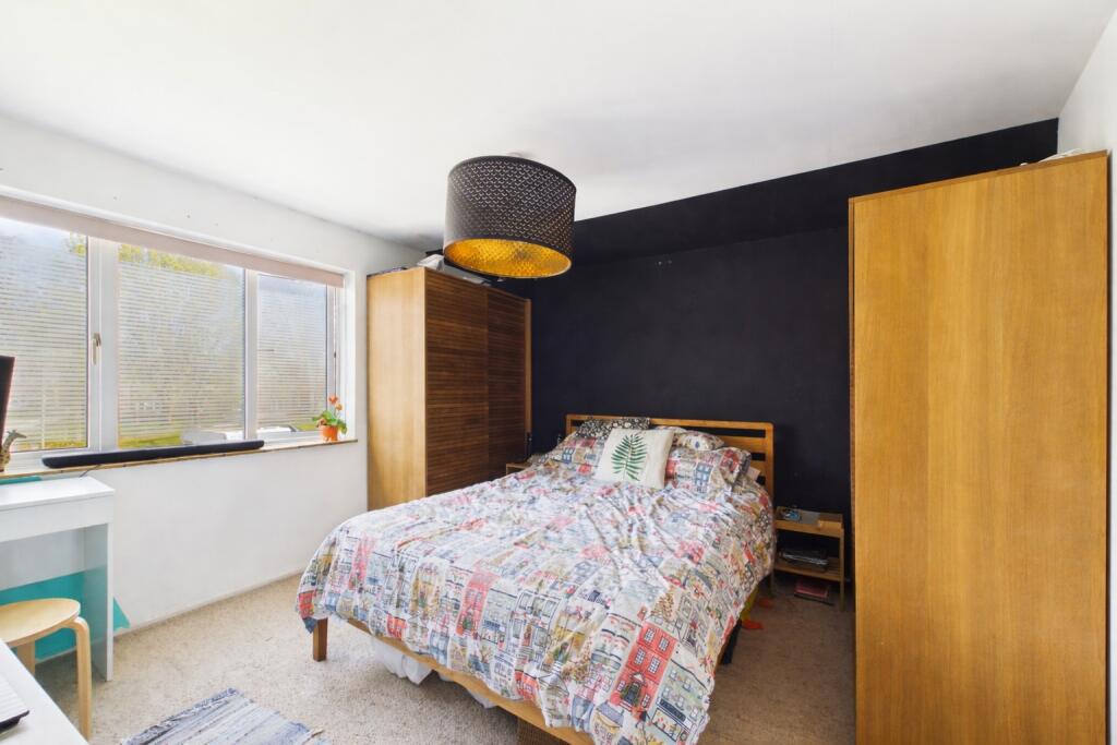 Heron Wood Road, Aldershot, Hampshire, GU12 - More
