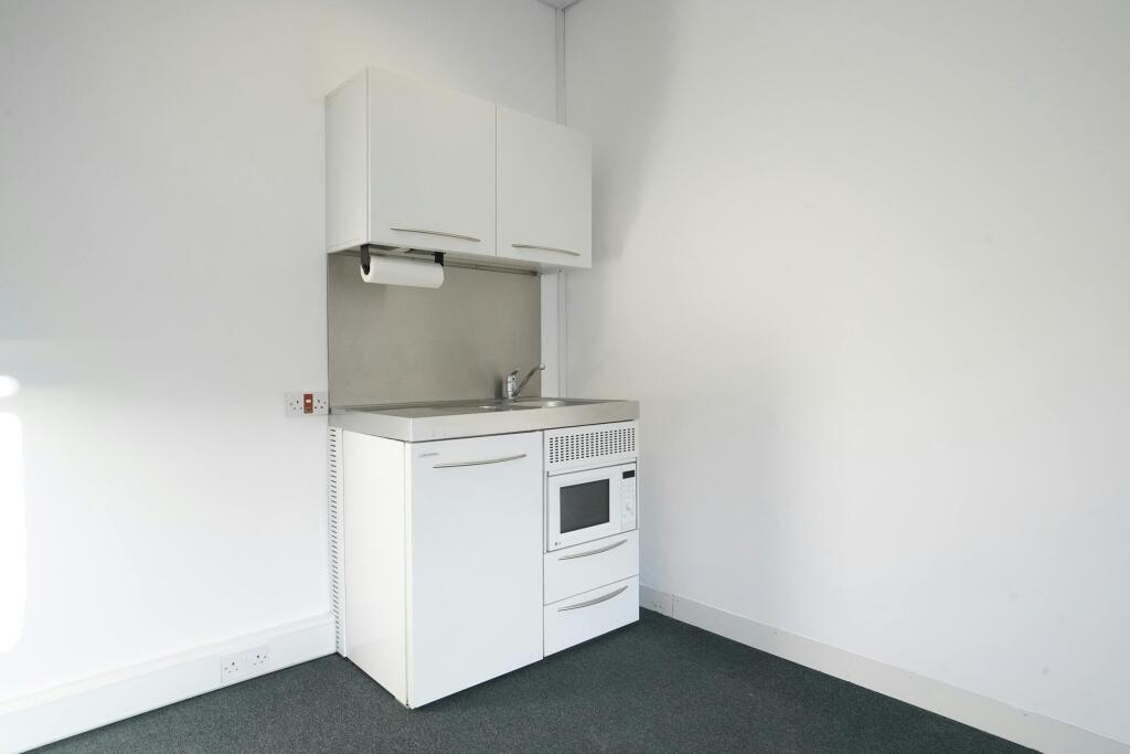 Unit 2 Benford Court9.jpg