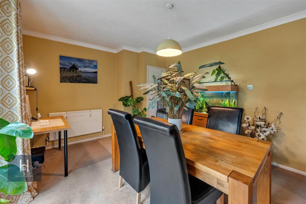 House in Bristol, Sodbury - More