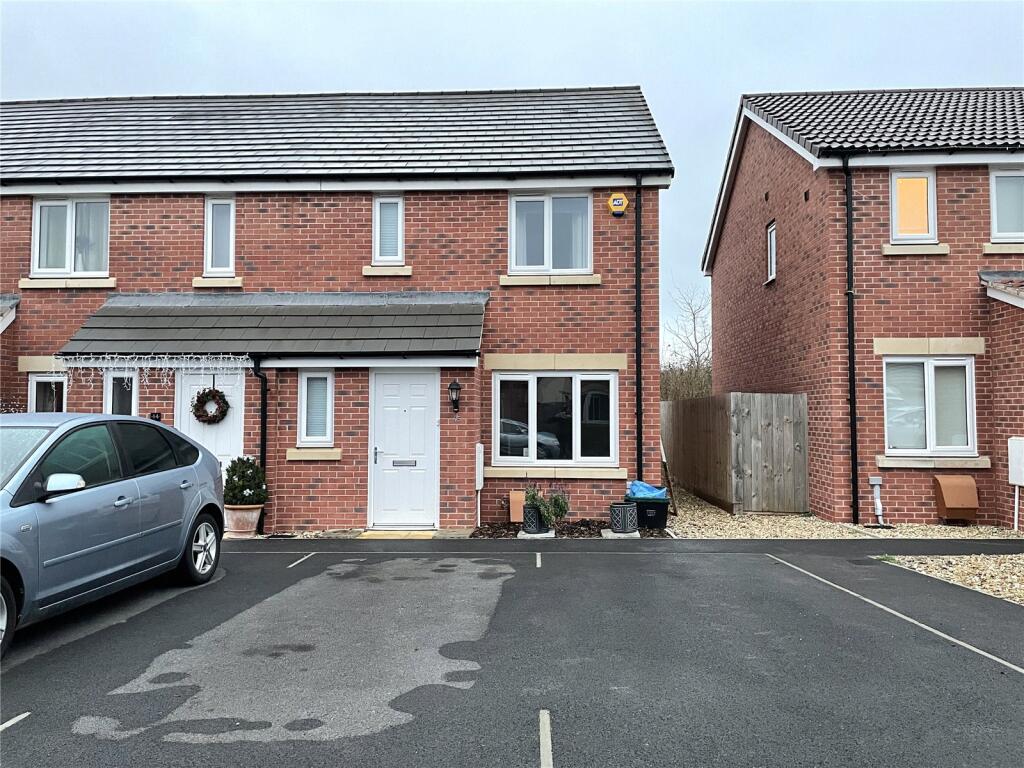 Main image of property: Hob Close, Monkton Heathfield, Taunton, TA2