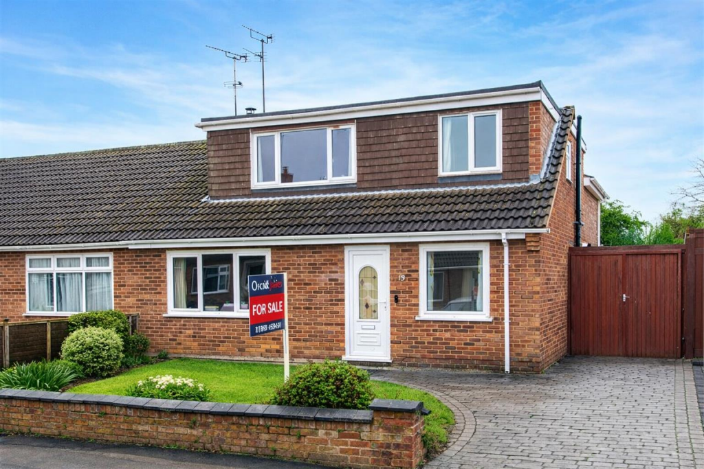 Main image of property: Essex Gardens, Market Harborough