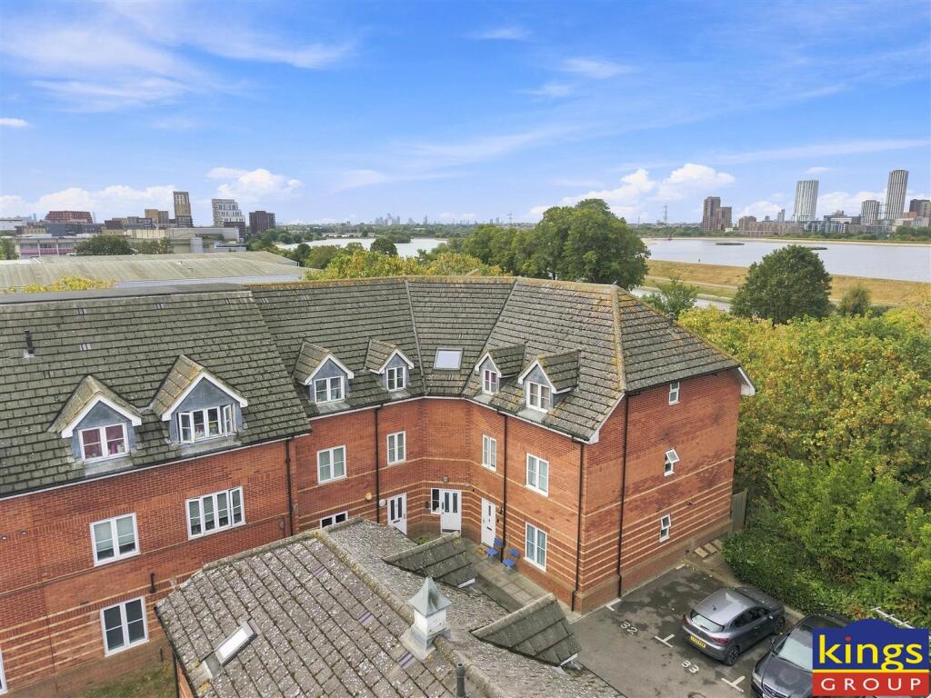 Main image of property: Riverhead Close, London