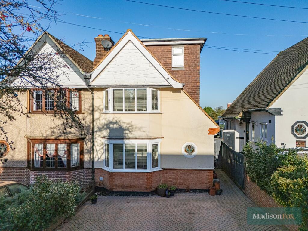 Main image of property: Heriot Avenue, Chingford, E4