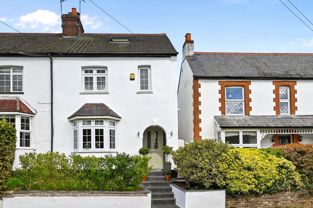 Main image of property: Orchard Grove, Chalfont St. Peter, SL9