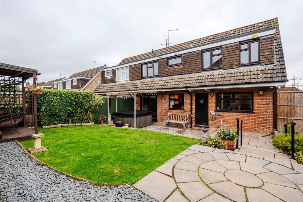 Half Moon Lane, Dunstable, Bedfordshire photo 4