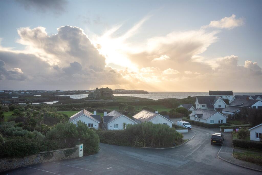 Lon Y Don, Trearddur Bay, Isle of Anglesey, LL65 photo 3