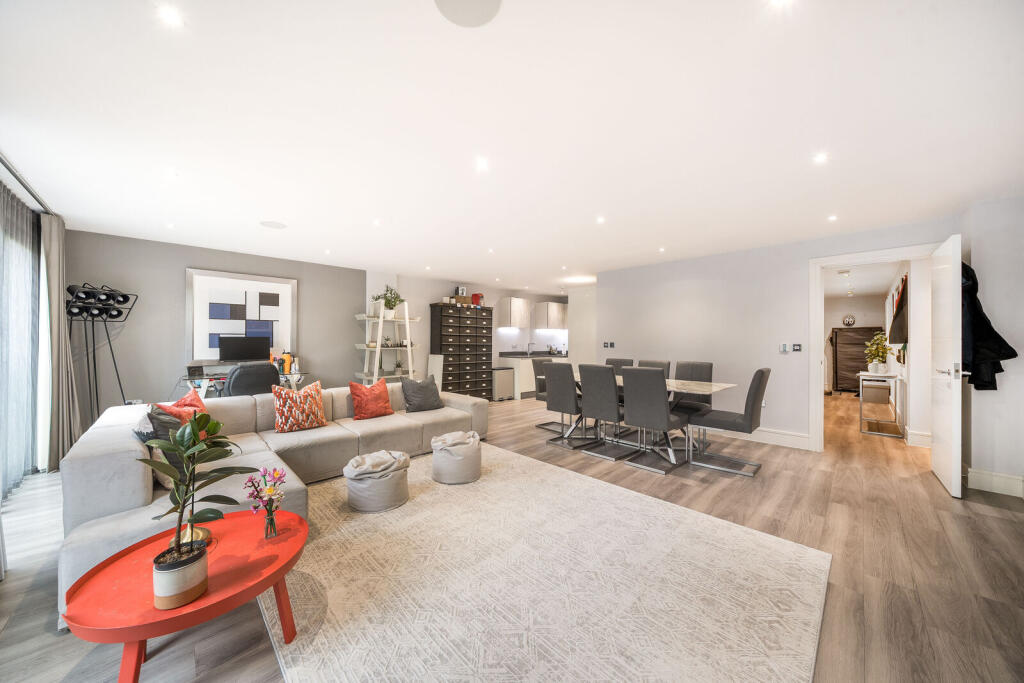 Apartment in London, Clapham Junction - View 3