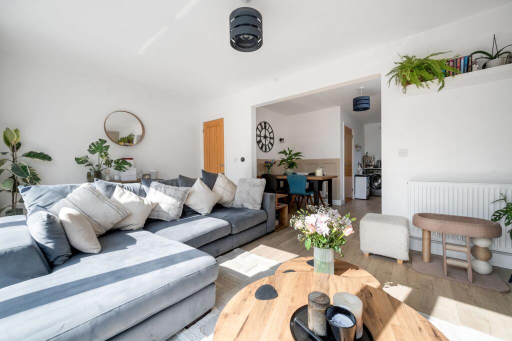 Brock Close, Wittering, PE8 photo 4