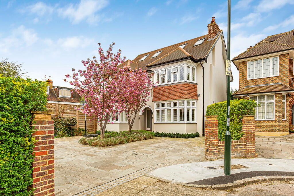 Main image of property: Stonehill Close, London, SW14 8RP