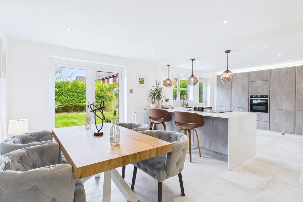 House in Warwick - View 2