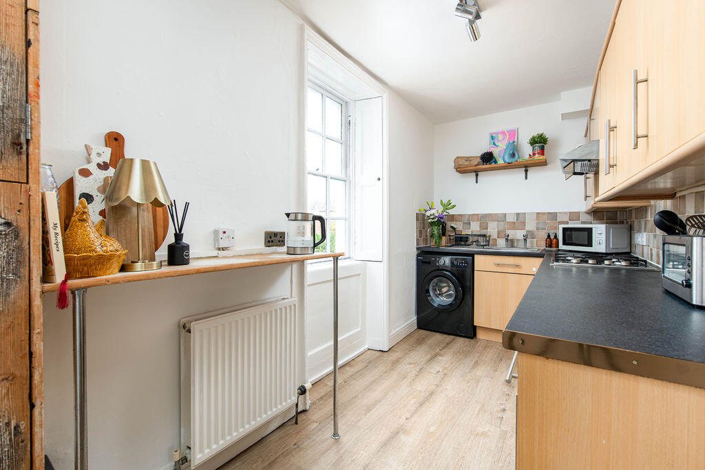Apartment in Bath - More