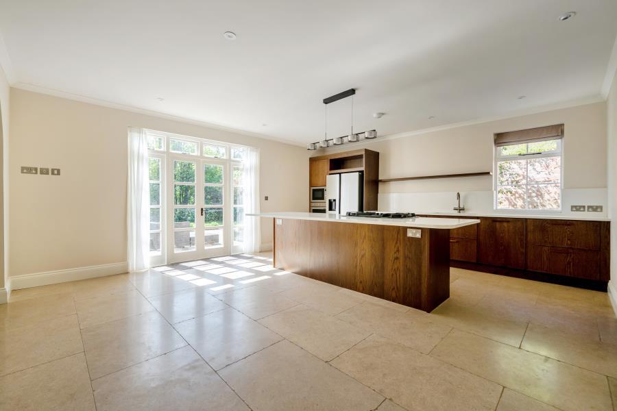 House in Guildford - View 3
