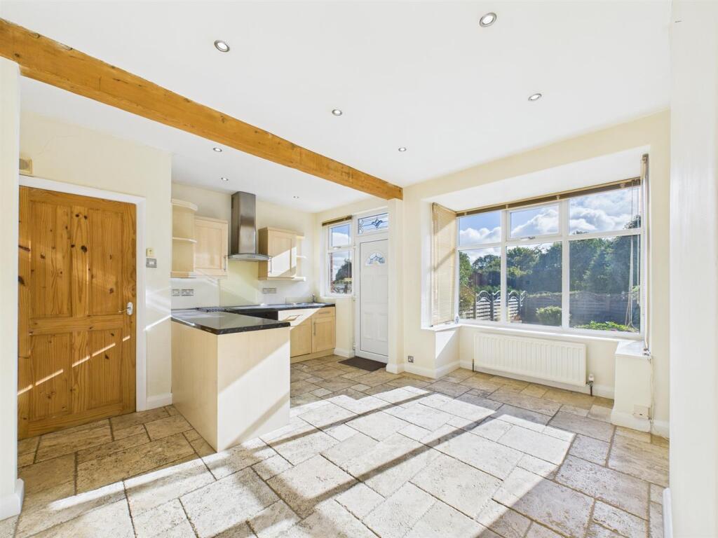 The Croft, Crowtrees Lane, Brighouse HD6 photo 3