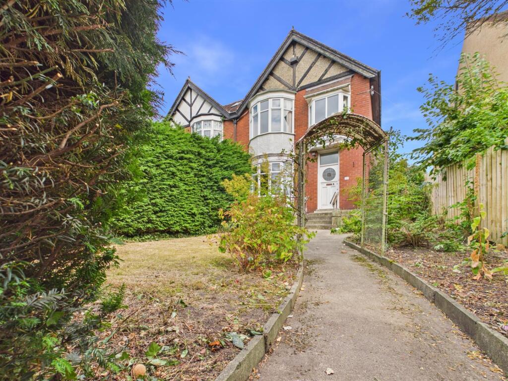 Main image of property: Durham Road, Low Fell, Gateshead