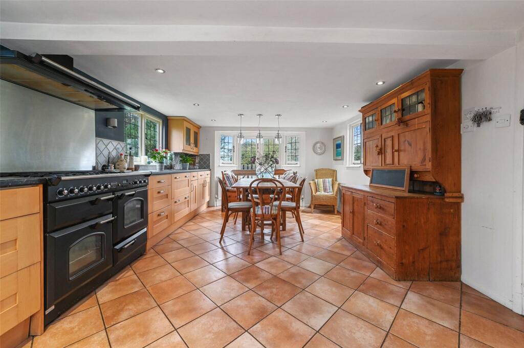 Rook End Lane, Debden, Nr Saffron Walden, Essex, CB11 photo 2