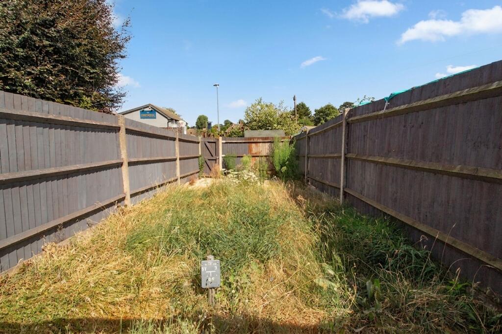 House in Three Rivers, Watford Rural - View 4