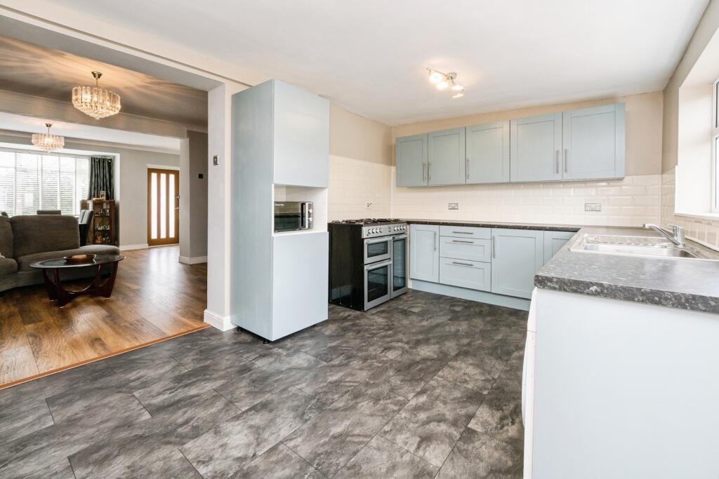 House in Romford - View 3