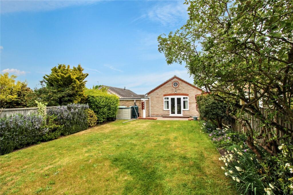 Nightingale Avenue, Reydon, Southwold, Suffolk, IP18 photo 3