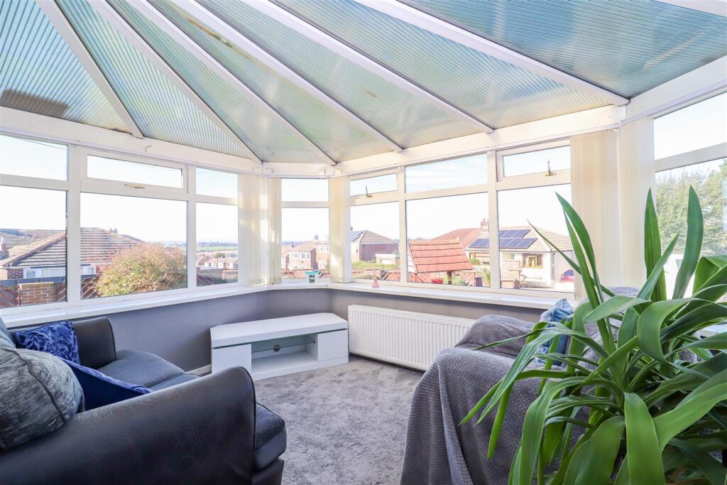 House in Wakefield - View 5