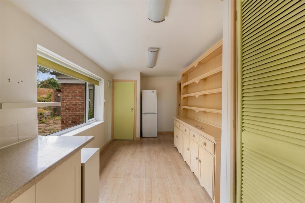 House in Northampton - View 5