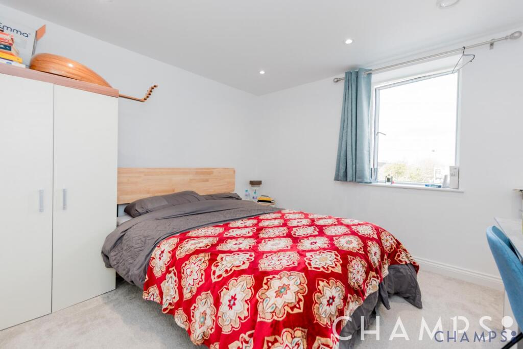 Apartment in London - More