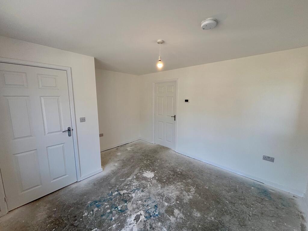 House in Ipswich - View 5
