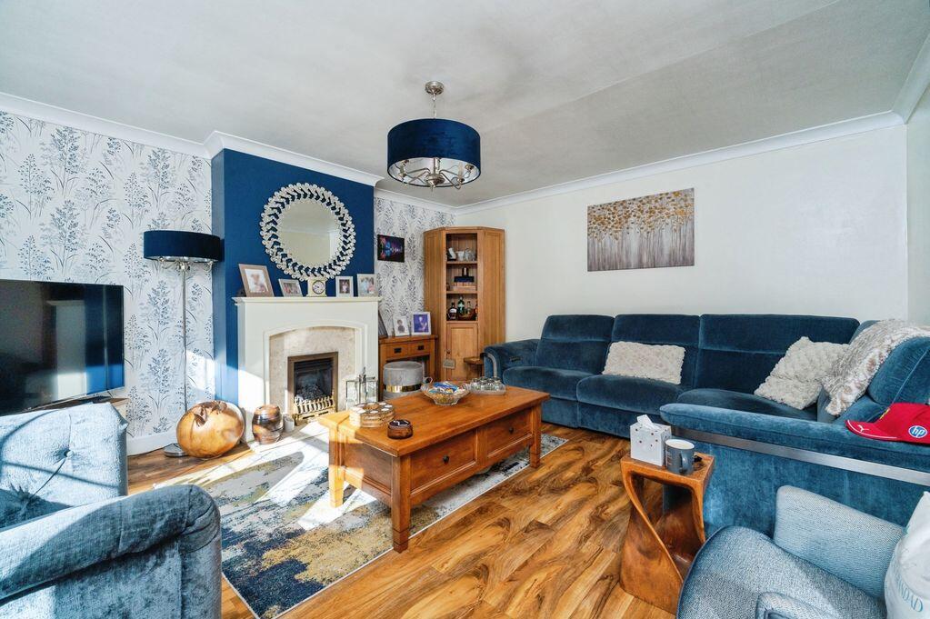 House in Doncaster - View 4