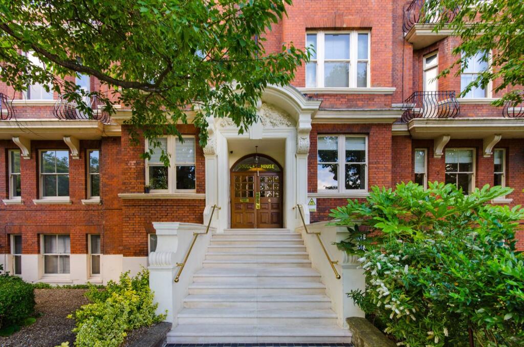 Main image of property: Maida Avenue, Little Venice, London, W2